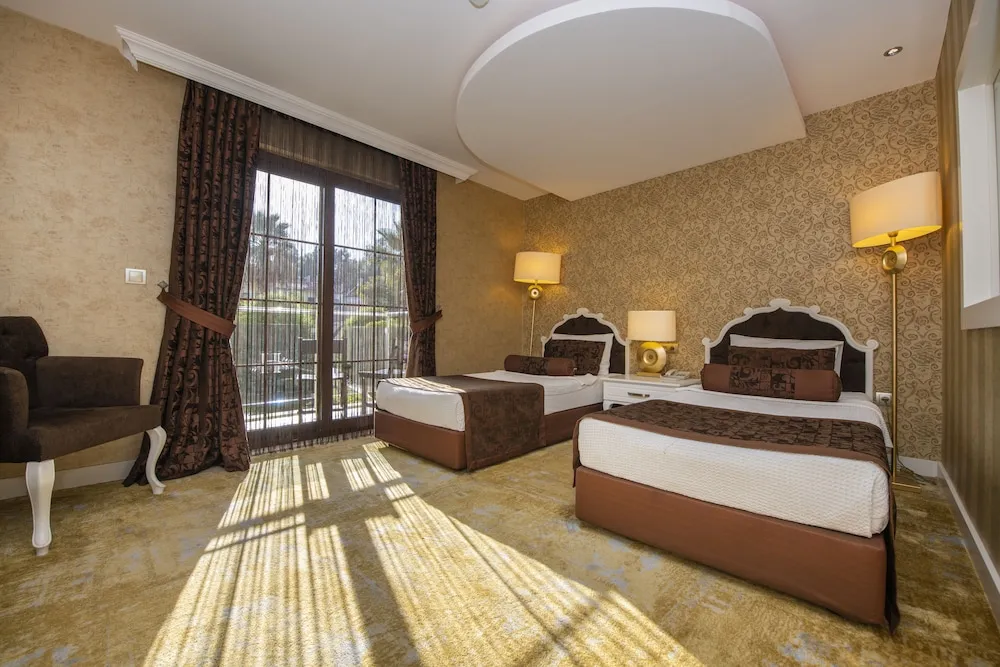Luxury Tek Büyük veya İki Ayrı Yataklı Oda