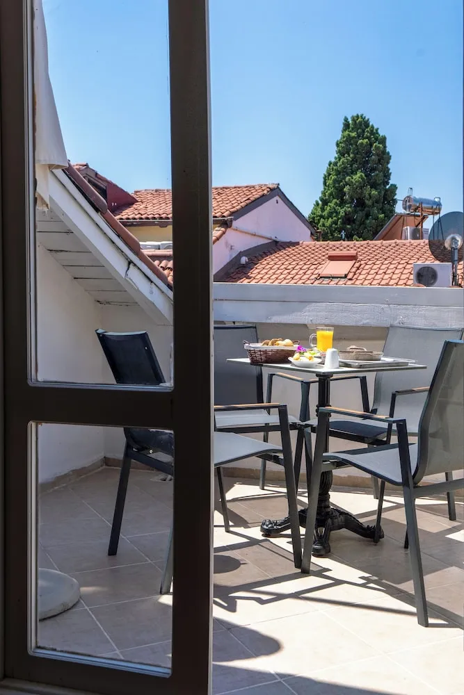 Çatı Katı Süiti (Penthouse)