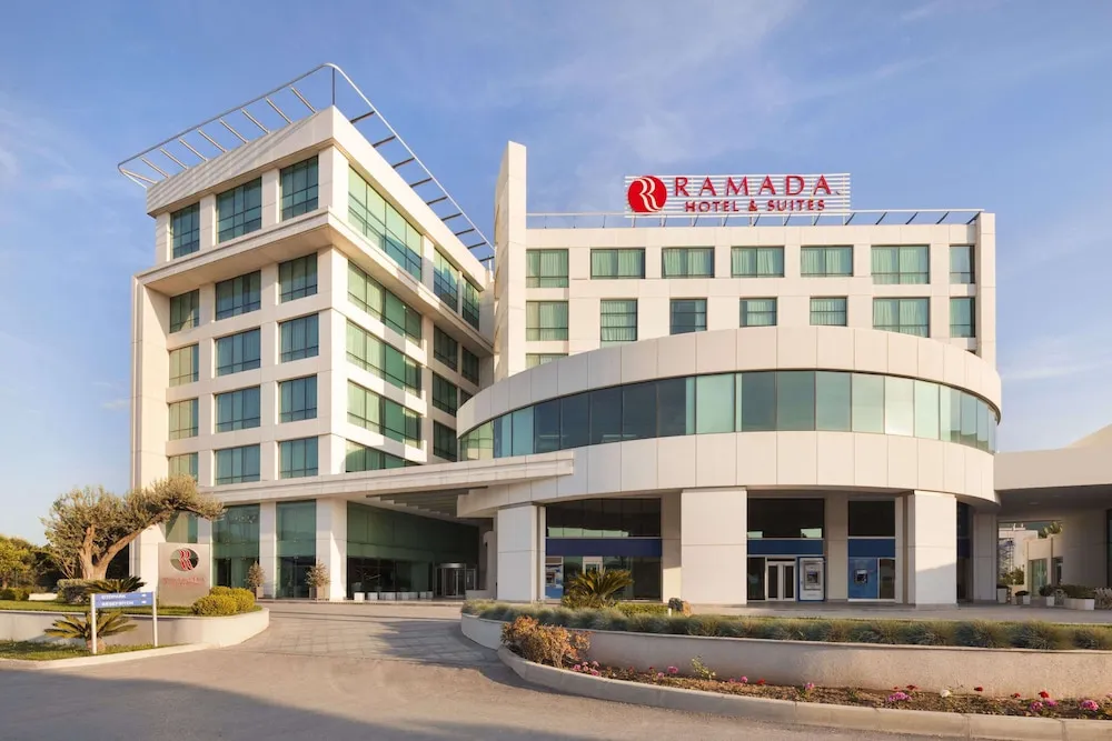 Ramada Hotel & Suites by Wyndham İzmir Kemalpaşa