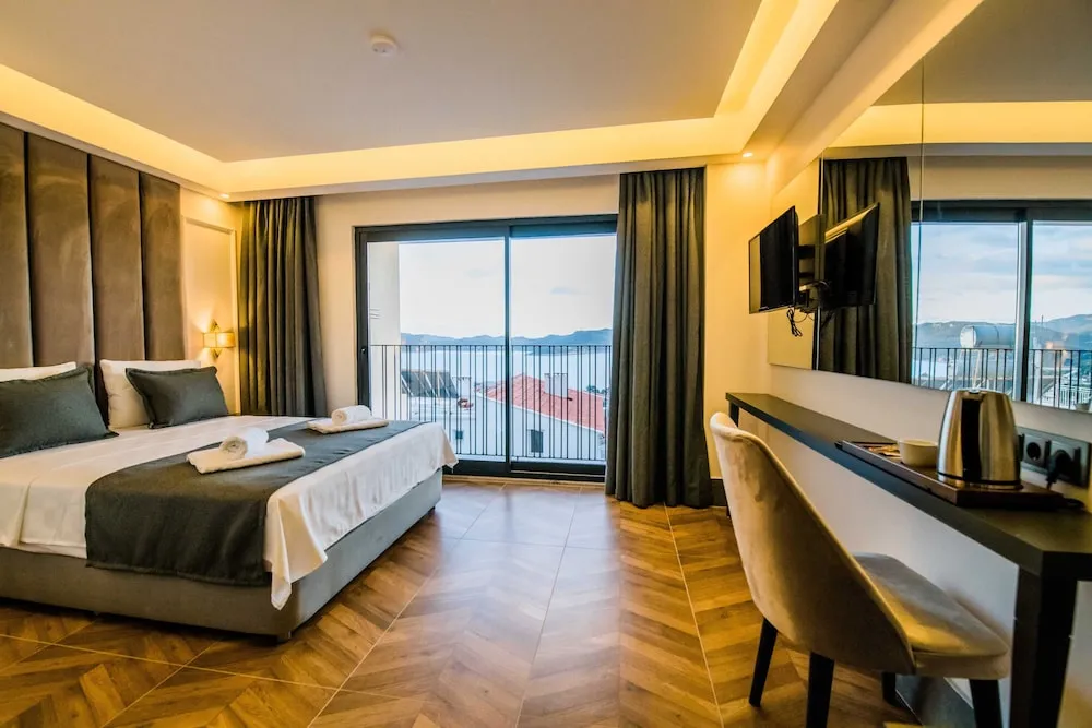 Deluxe Tek Büyük Yataklı Oda, Deniz Manzaralı