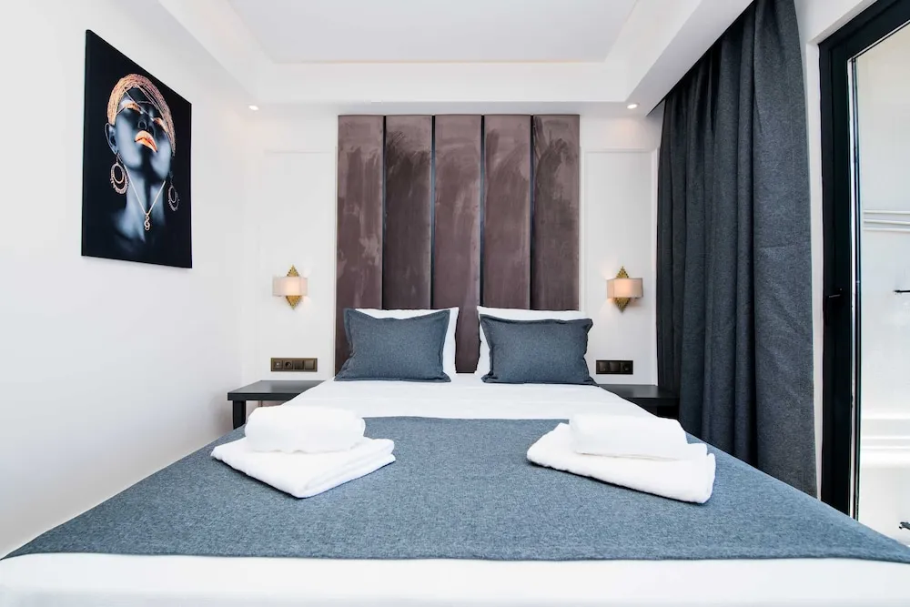 Deluxe Tek Büyük Yataklı Oda, Deniz Manzaralı