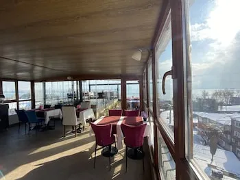 Spinel Hotel