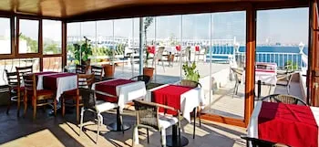Spinel Hotel
