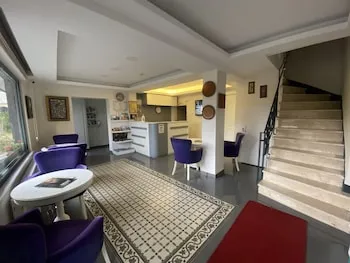 Spinel Hotel