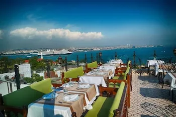 Mytra Hotel