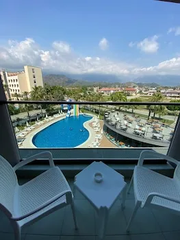 İstanbul Beach Hotel