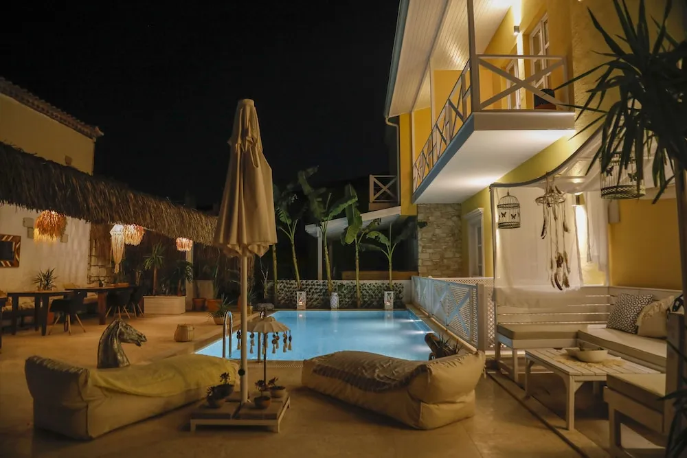 Deluxe Oda, 1 Çift Kişilik Yatak, Sigara İçilebilir, Balkon