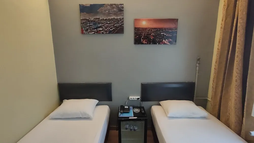 Standard Üç Kişilik Oda, 3 Tek Kişilik Yatak, Sigara İçilebilir, Özel Banyo