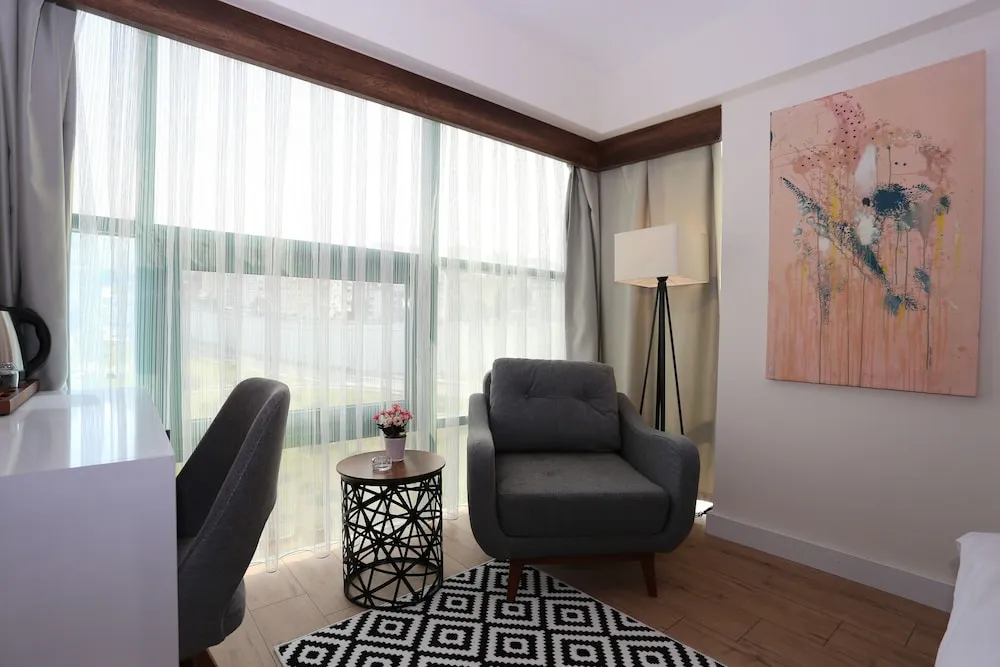 Deluxe Tek Büyük Yataklı Oda, 1 Büyük (Queen) Boy Yatak