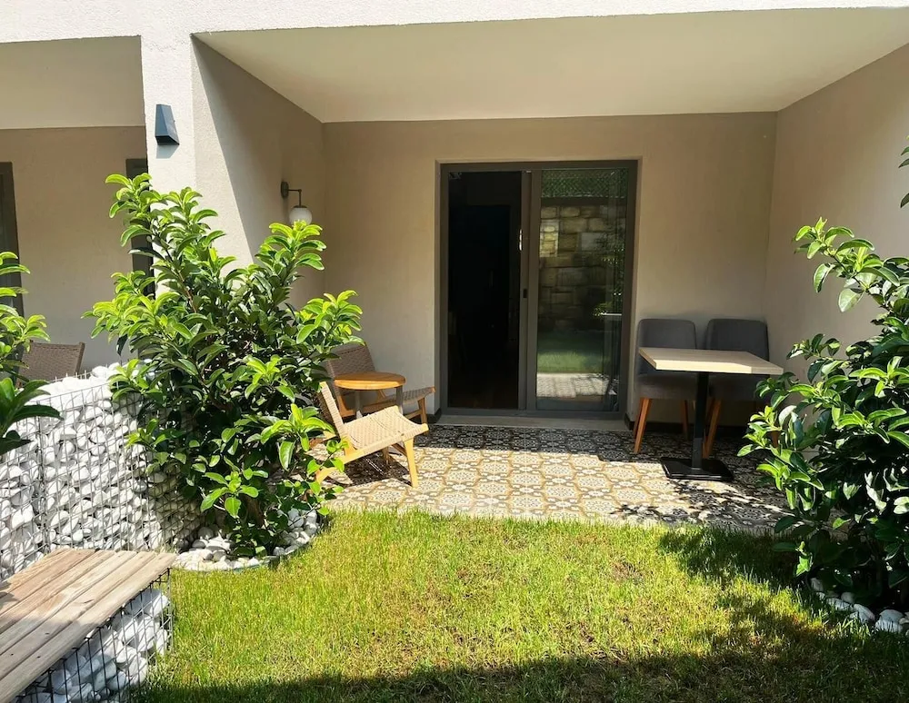 Exclusive Tek Büyük Yataklı Oda, Bahçe Manzaralı