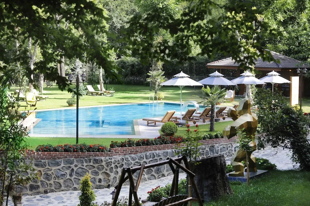 Executive Kır Evi