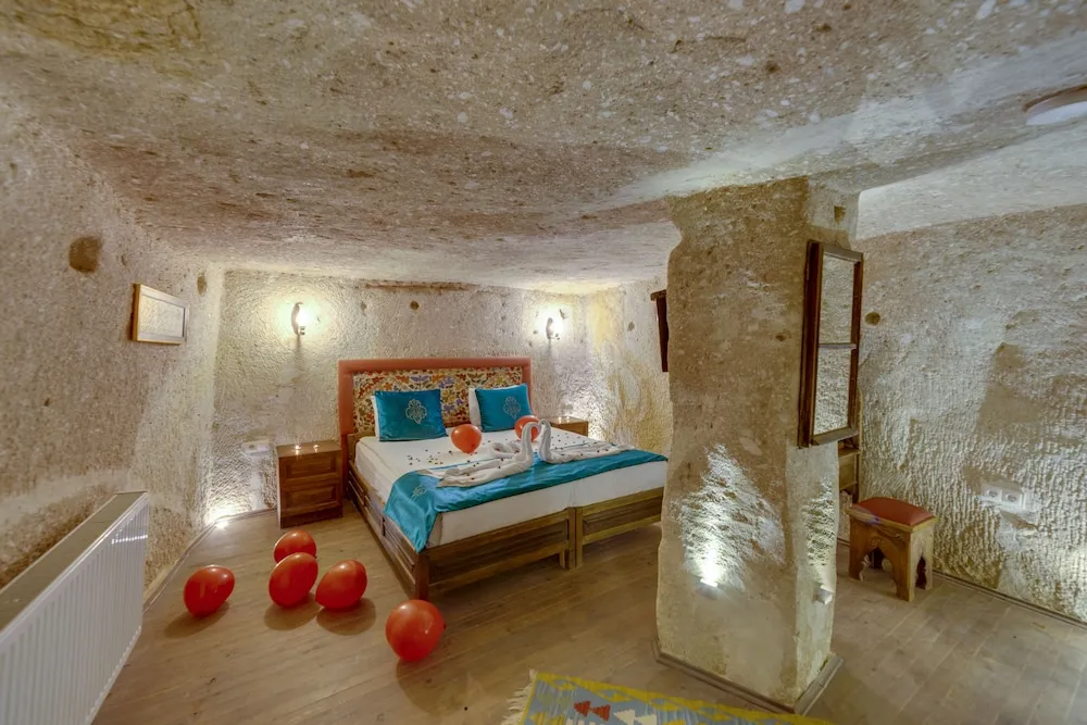 Deluxe Cave Jakuzili-105