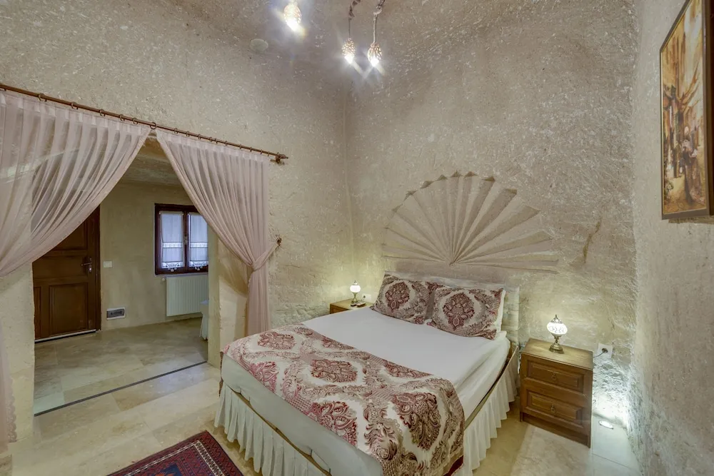 Deluxe Cave Terrace-203