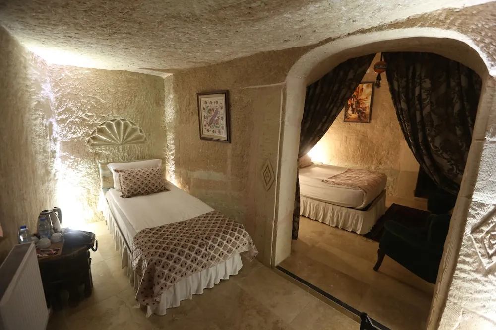 Deluxe Cave Terrace-202
