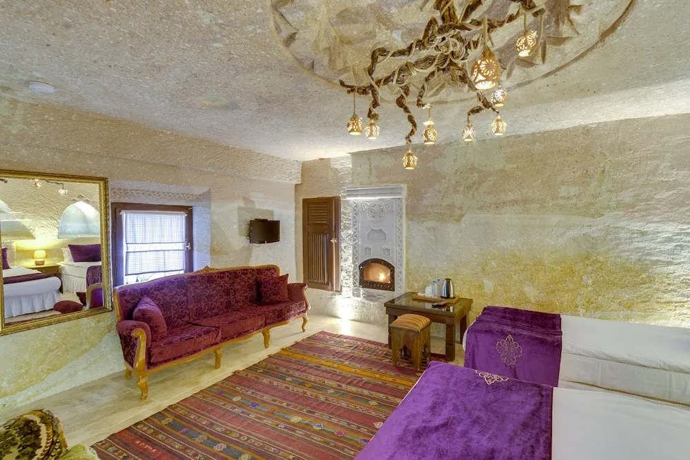 Deluxe Cave Comfort Terrace-201