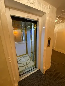 Golden Pars Hotel