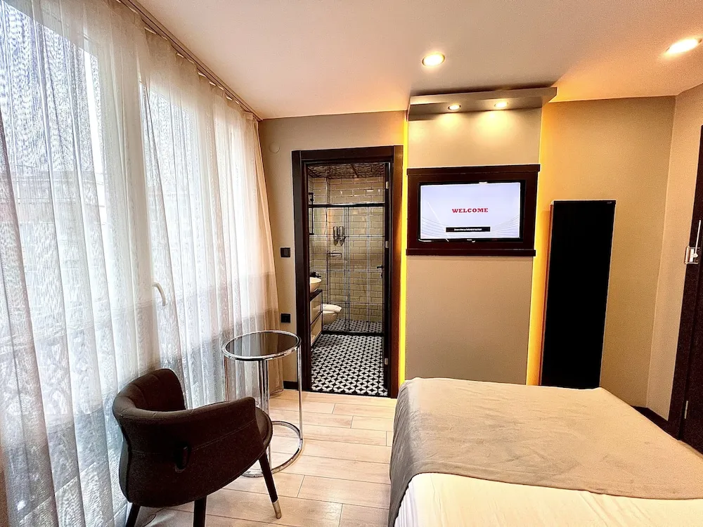Deluxe Tek Kişilik Oda