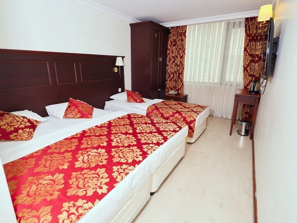 Family Dört Kişilik Oda