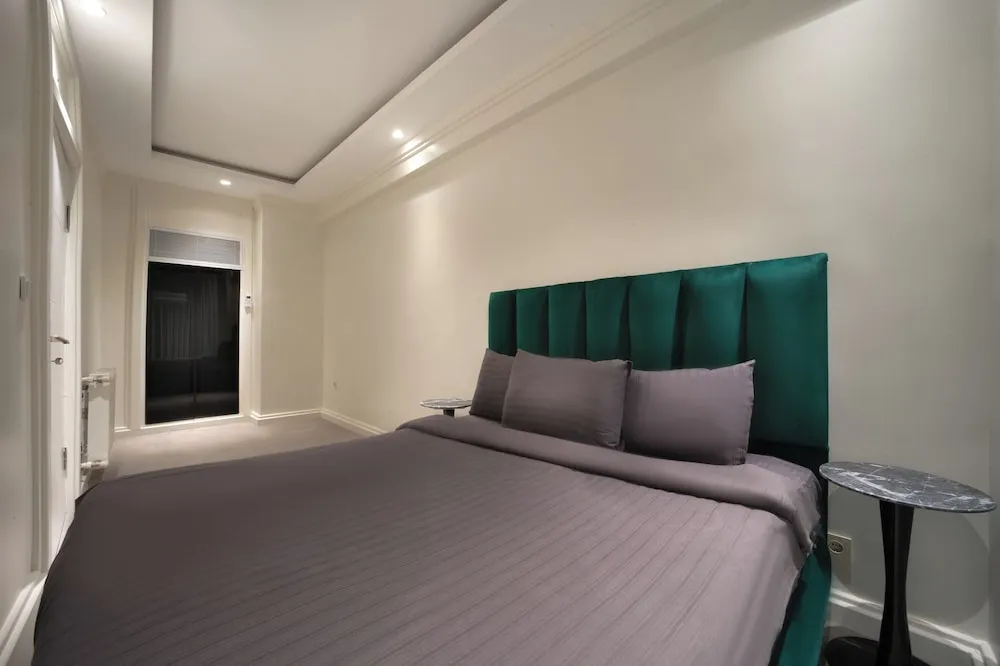 Three Bedroom Apartment