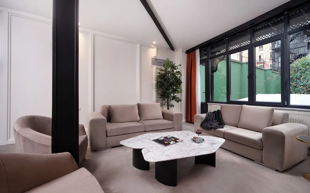 Three Bedroom Apartment