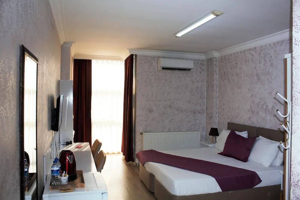 Standard Tek Büyük Yataklı Oda