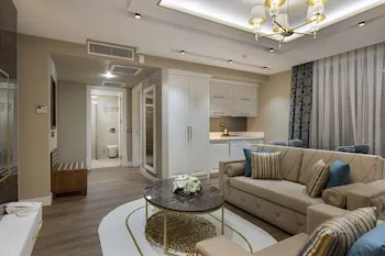 Elysium Green Suites