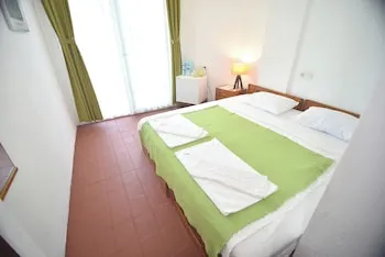 Caretta Caretta Hotel