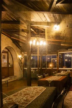 Cave Art Hotel