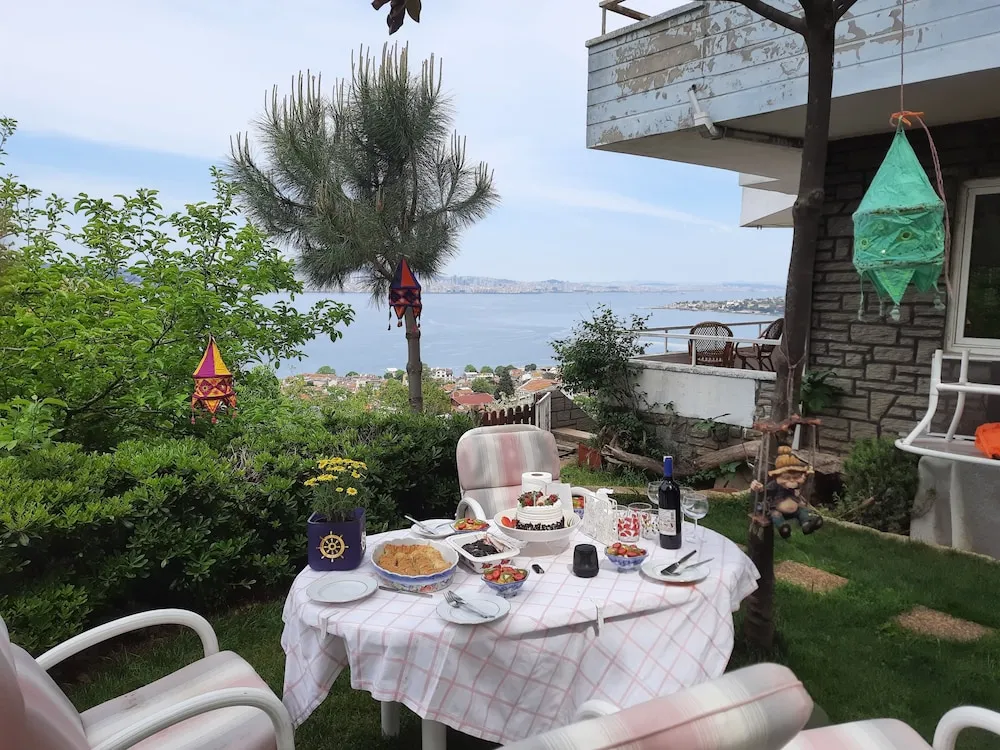 Classic Oda, Avlu Manzaralı