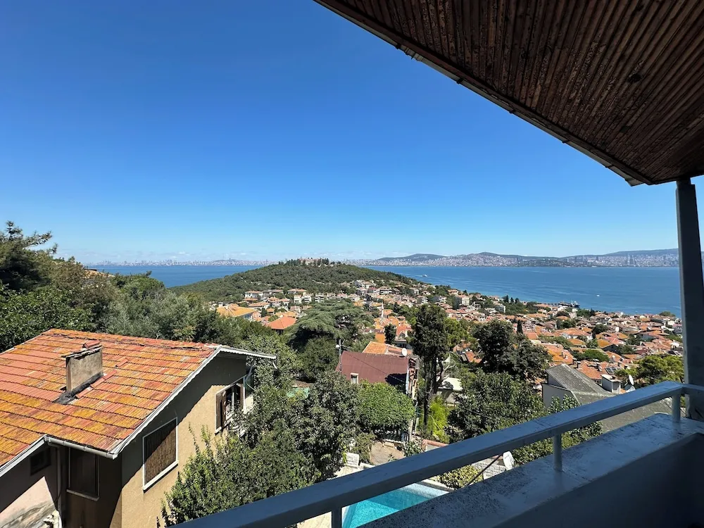 Deluxe Oda, Balkon, Deniz Manzaralı