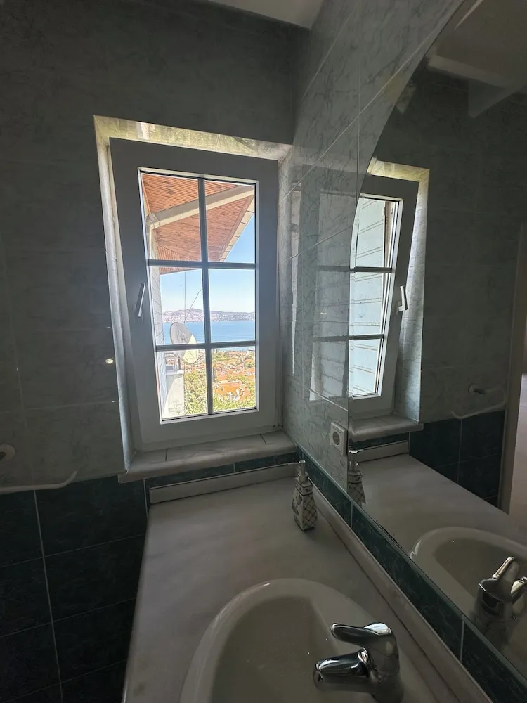 Deluxe Oda, Balkon, Deniz Manzaralı