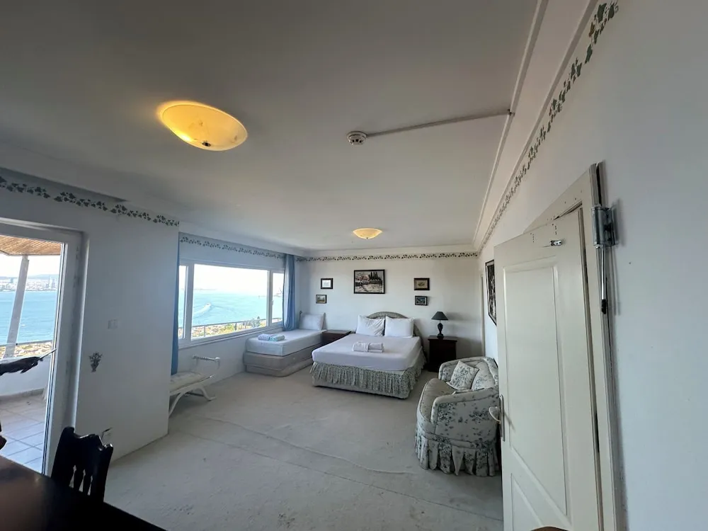 Deluxe Oda, Balkon, Deniz Manzaralı