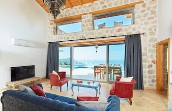 Kalkan Ultra Lüks Villa 3 Yatak Odalı
