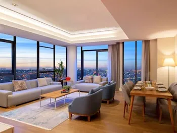 Mövenpick Living İstanbul West