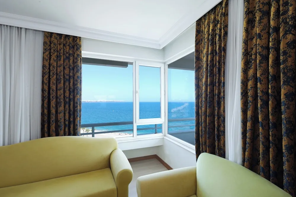 Standard Tek Büyük Yataklı Oda, Balkon, Deniz Manzaralı