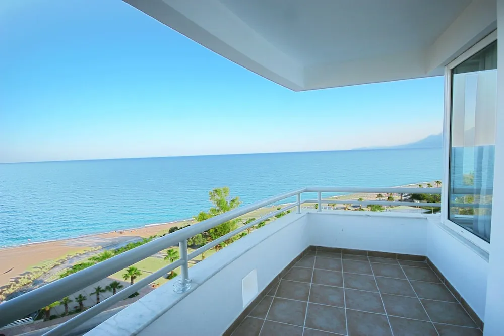 Standard Tek Büyük Yataklı Oda, Balkon, Deniz Manzaralı