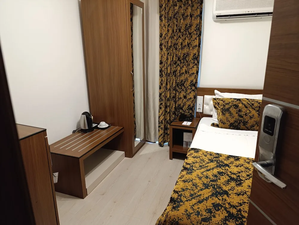Economy Tek Kişilik Oda, Şehir Manzaralı