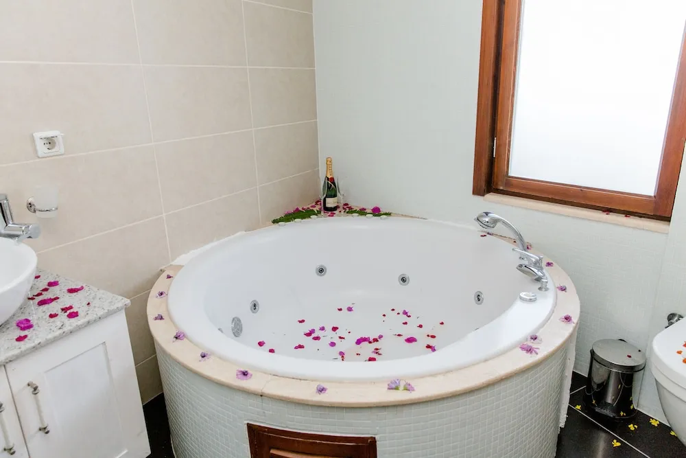 Standard Villa, 5 Yatak Odası, Deniz Manzaralı