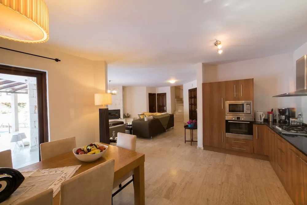 Standard Villa, 5 Yatak Odası, Deniz Manzaralı