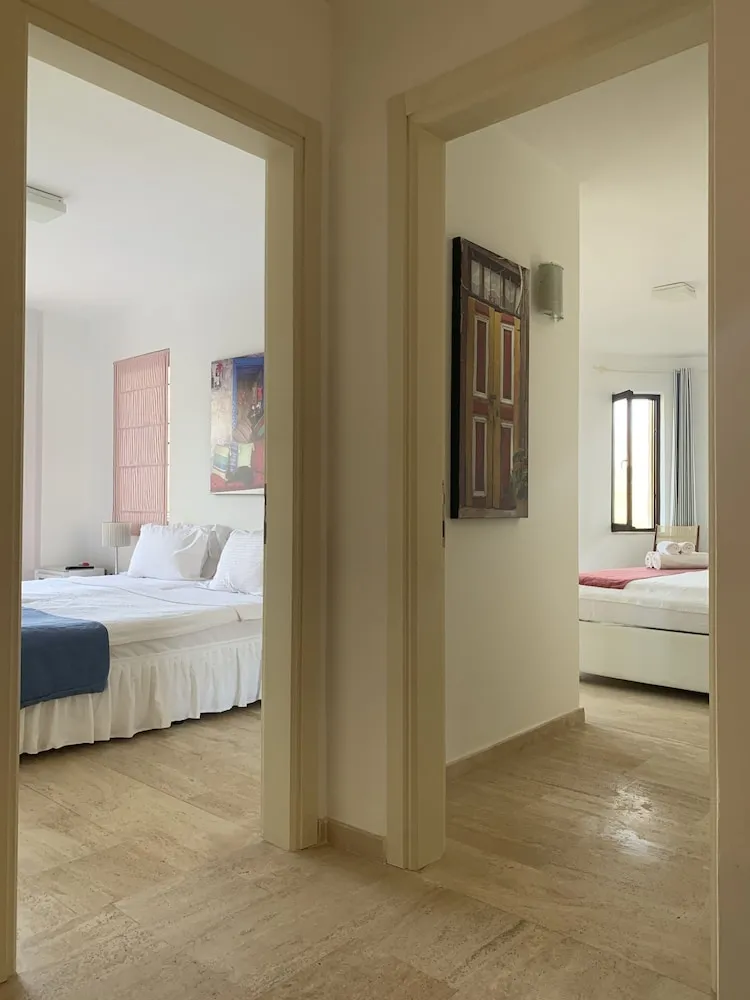 Standard Villa, 5 Yatak Odası, Havuz Manzaralı