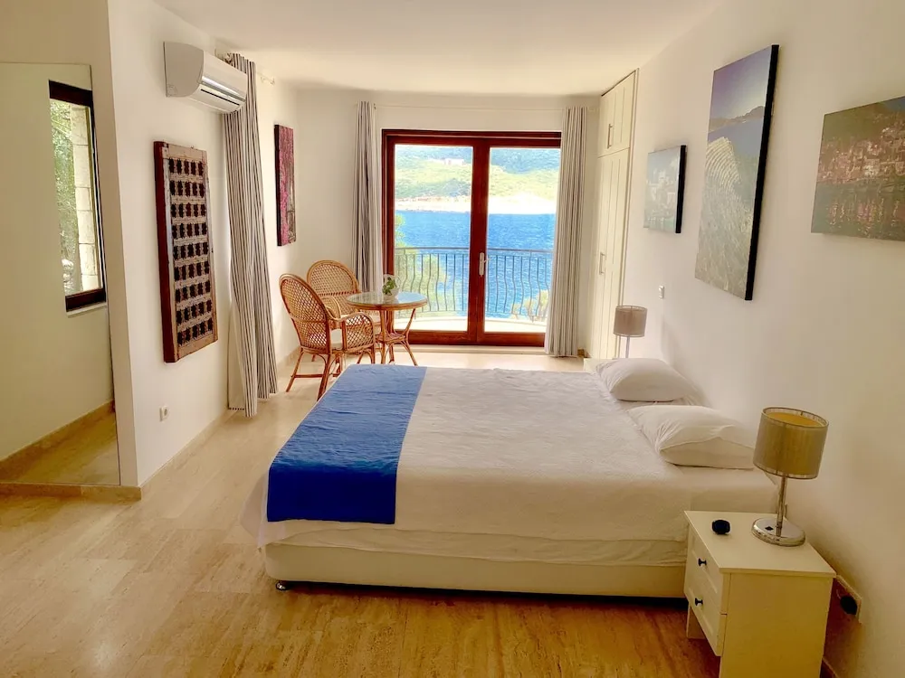 Standard Villa, 5 Yatak Odası, Havuz Manzaralı