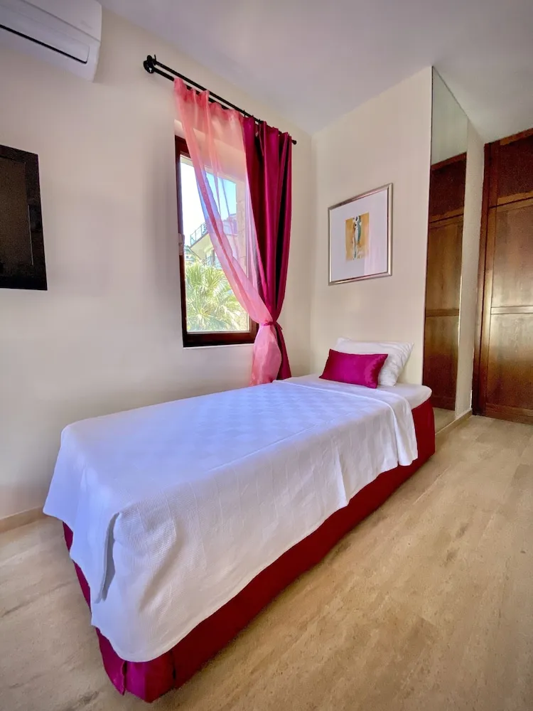 Standard Villa, Birden Çok Yatak Odası, Denize Sıfır