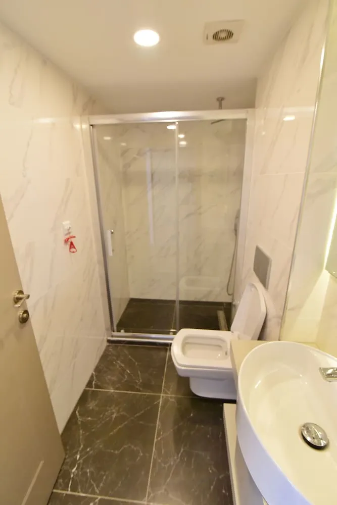 Deluxe Oda, Balkon, Kısmi Deniz Manzaralı