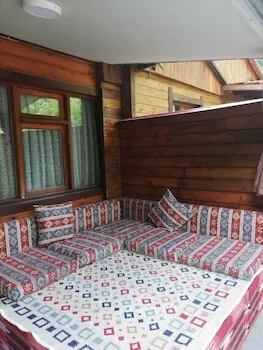 Şerah Bungawilla