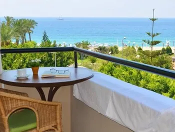 Kleopatra Carina Hotel