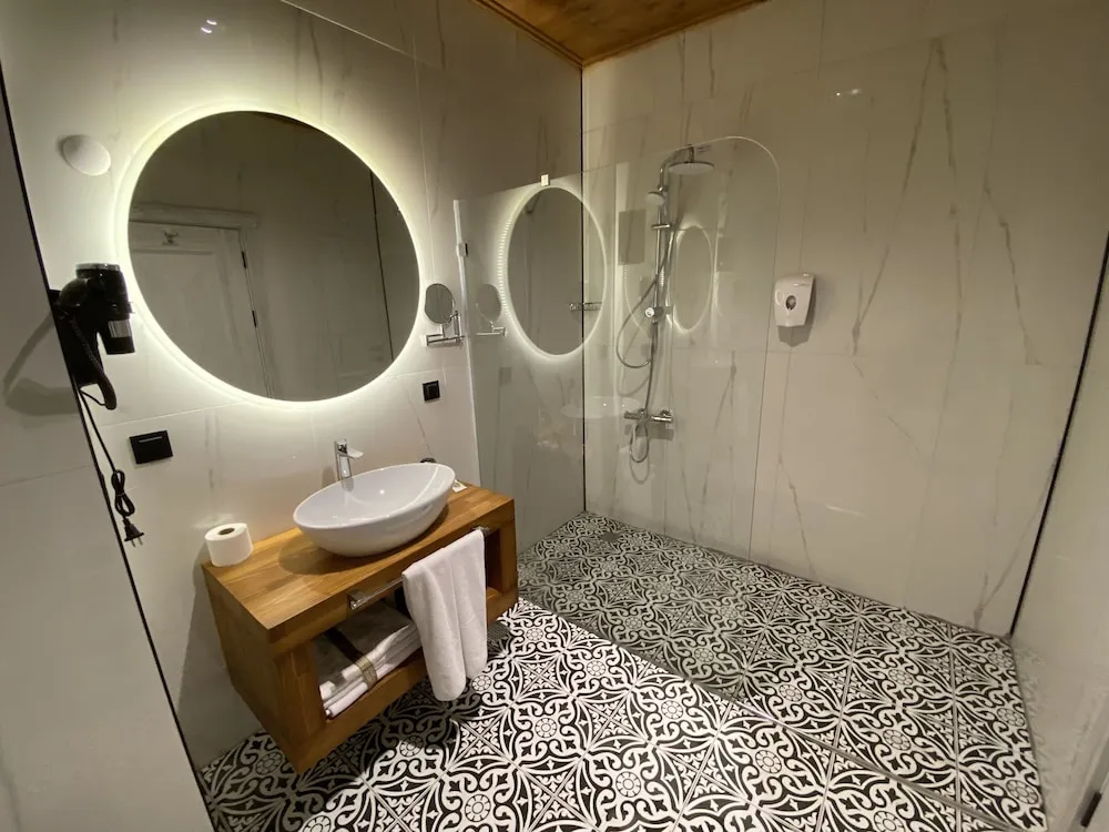 Çatı Katı Süiti (Penthouse)