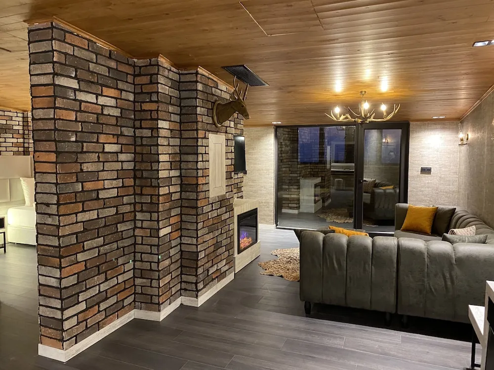 Çatı Katı Süiti (Penthouse)