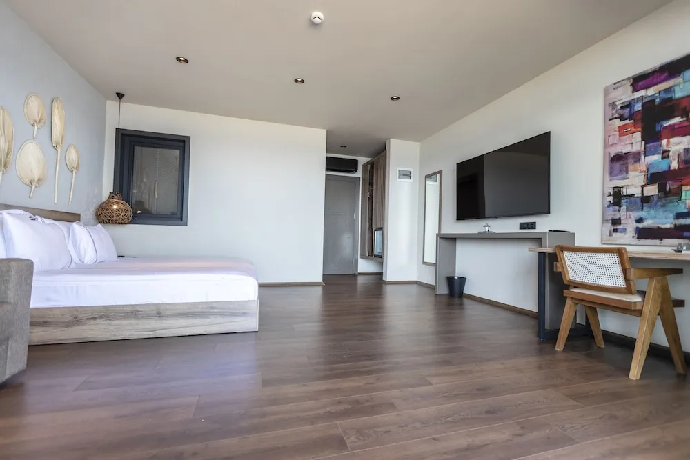 Prive Suite Sea View