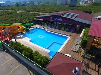Grand Ayzek Otel