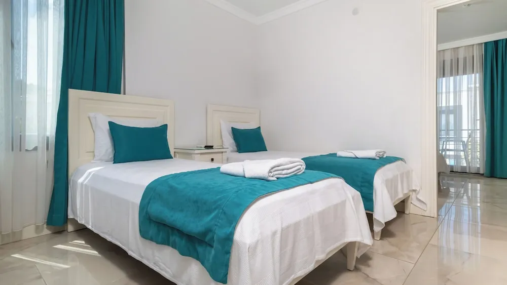Deluxe Dört Kişilik Oda